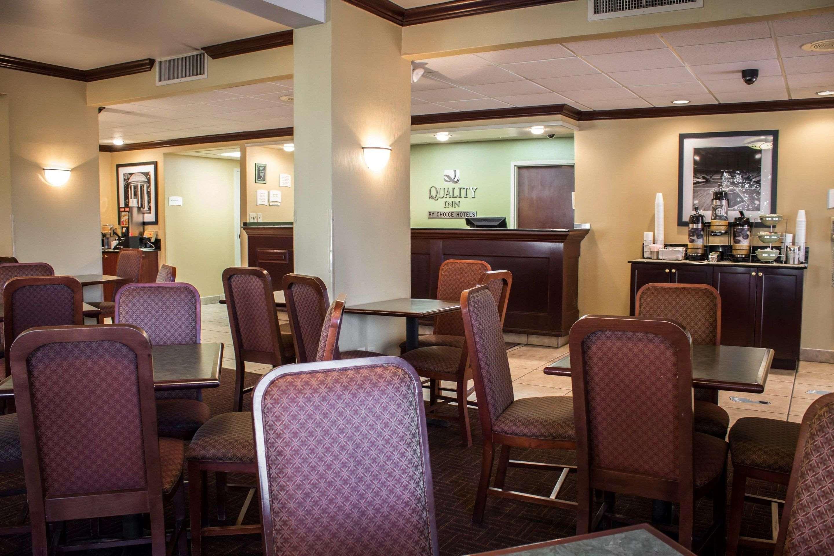 Hampton Inn แชเปิลฮิลล์ ภายนอก รูปภาพ