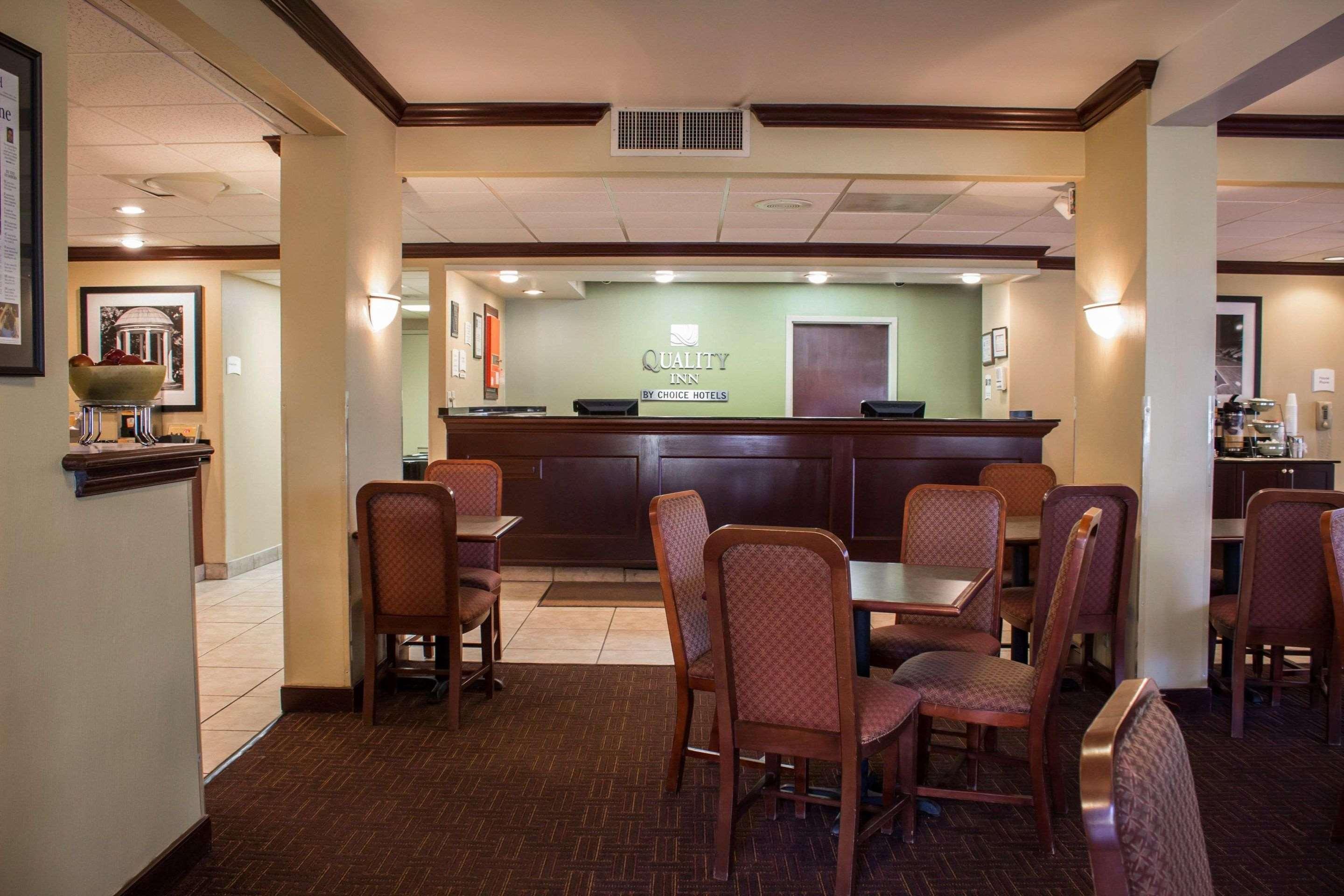 Hampton Inn แชเปิลฮิลล์ ภายนอก รูปภาพ